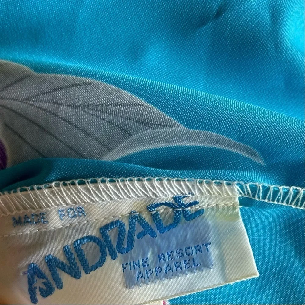 Vintage Andrade fine apparel Hawaiian print wrap coverup one size
